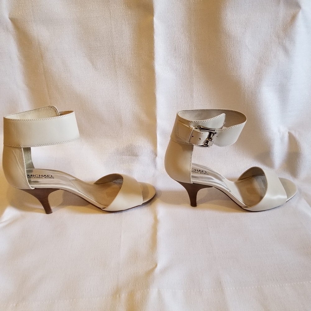 USED Michael Kors  Heels
